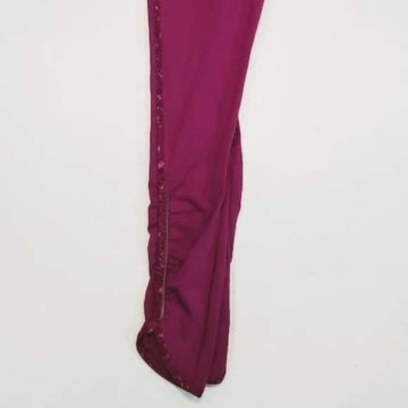 Size 4 - Lululemon Real Quick Tight - Picture 3 of 3